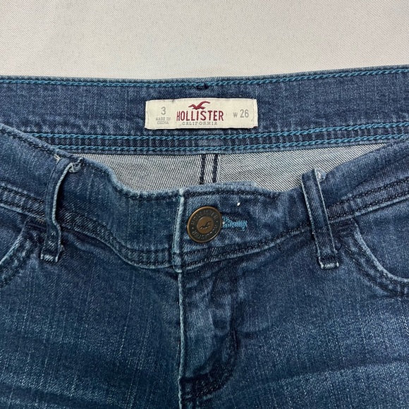 Hollister Denim Shorts - size 3 - Picture 2 of 8